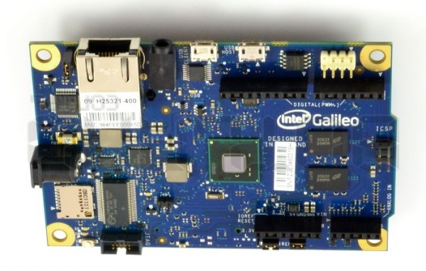 Płytka Intel Galileo.